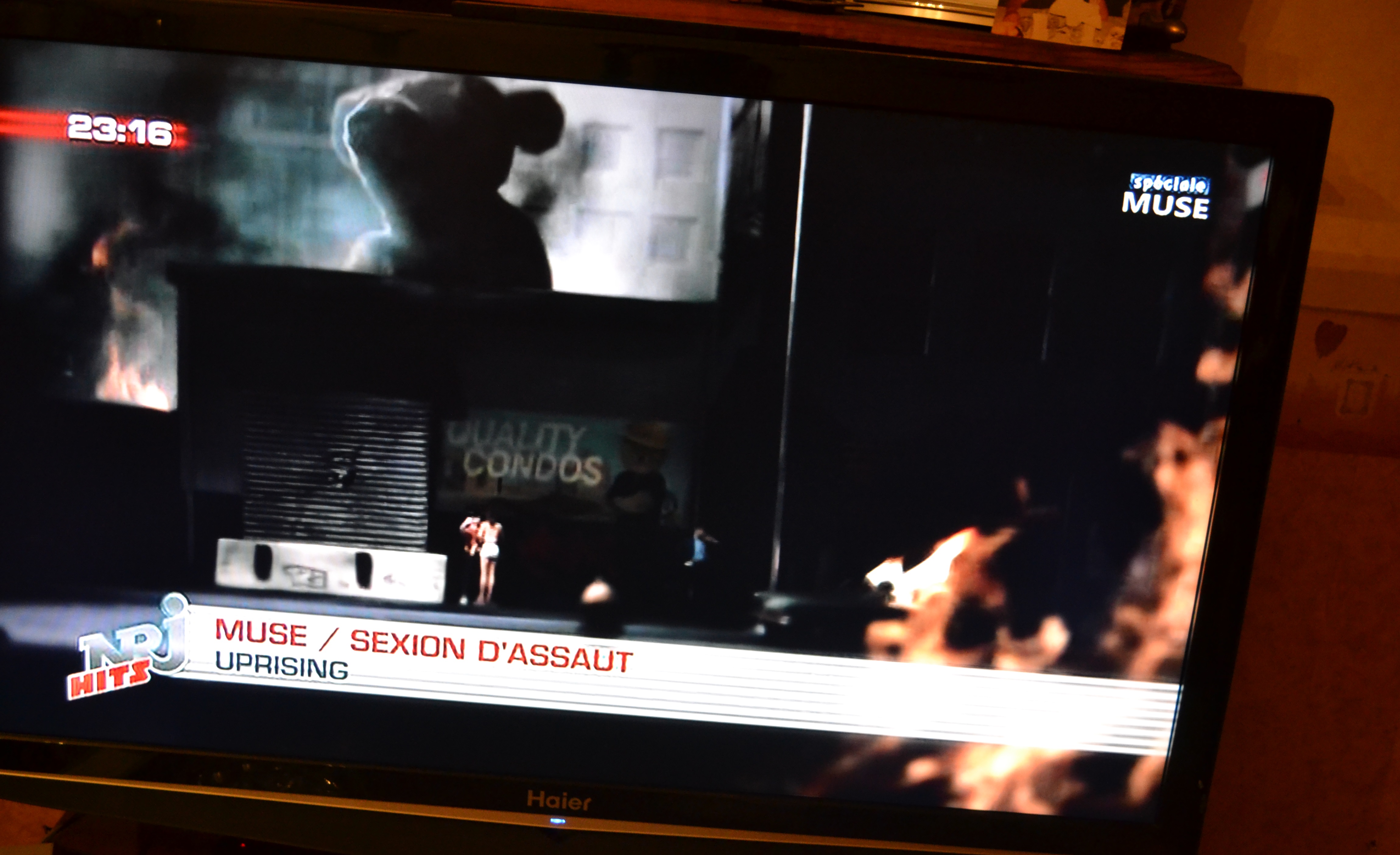 Quand un groupe Français veut gratter du mérite