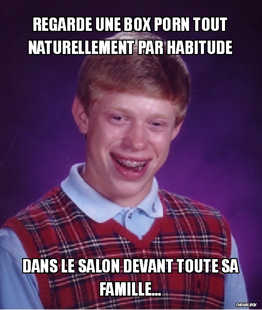 Regarde une box porn tout naturellement par habitude