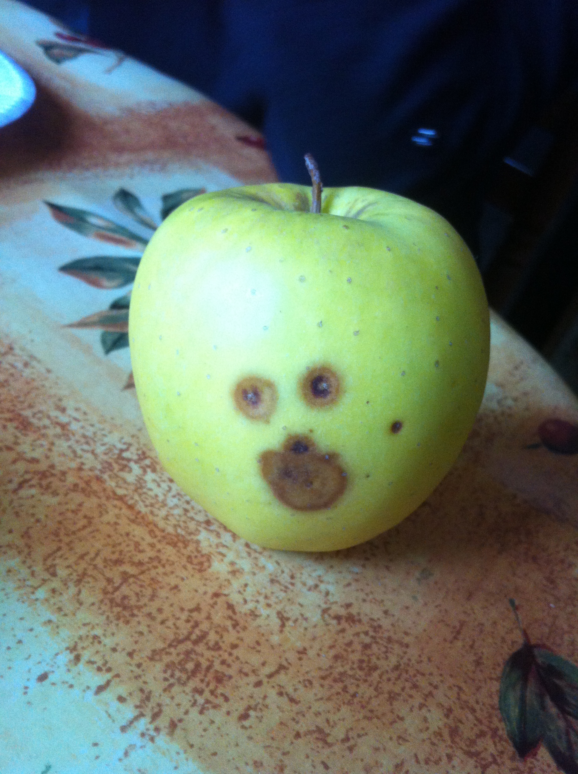 Une pomme !