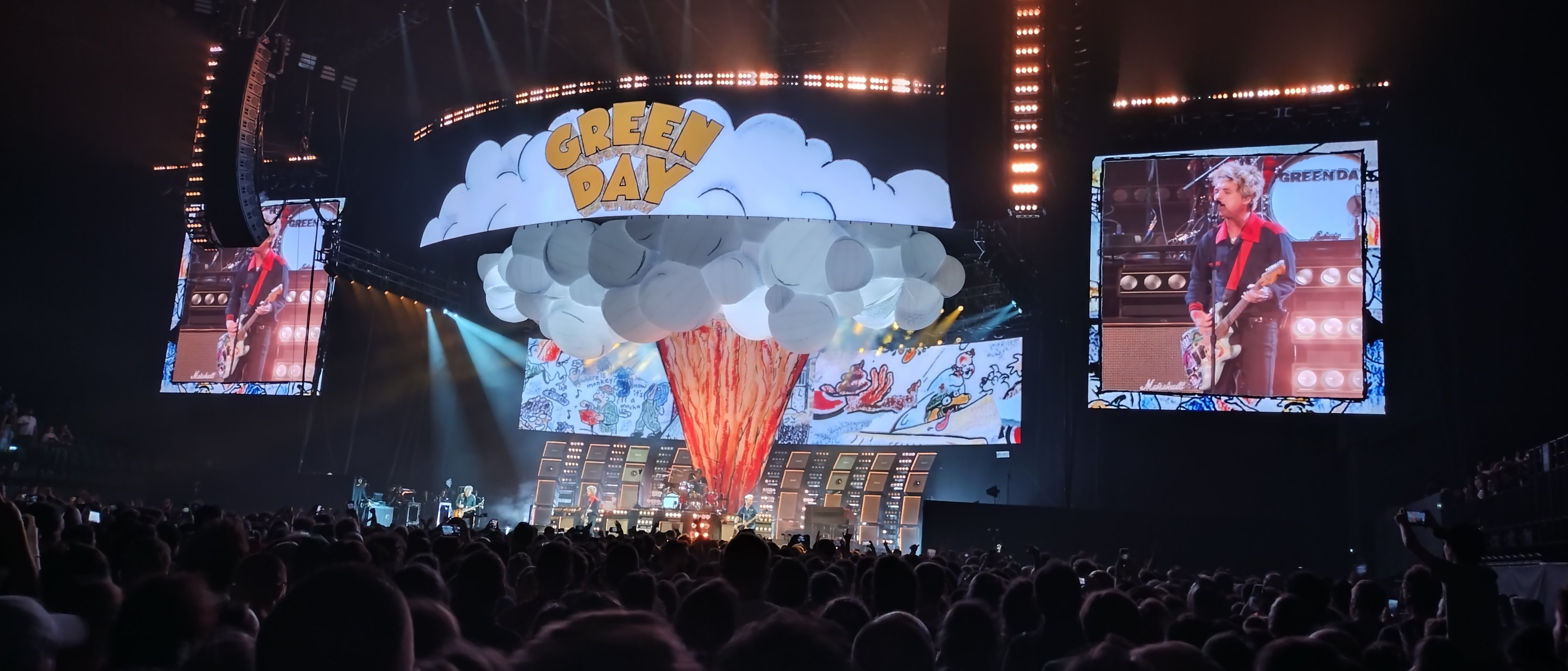 Ce soir, le vieux ghost fag assiste à un concert de vieux !!!