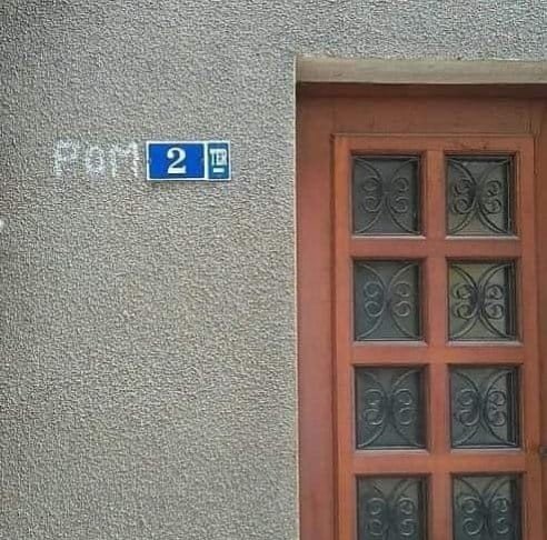 J'ai trouvé la barraque d'un de nos chouals.