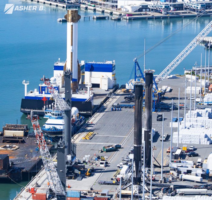 Bosser à Port Canaveral, ça doit être quelques chose pour le moment...