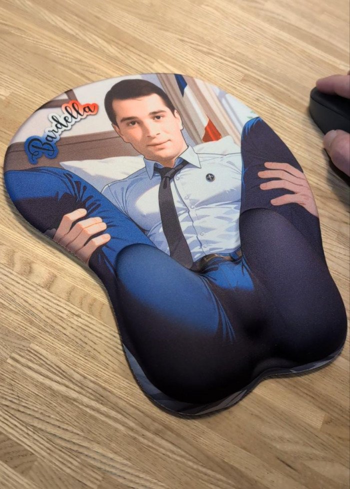 Je sais qu'il y a plein de fans ici, alors voila ...