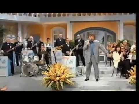 Vive les gros nichons, bip bip!