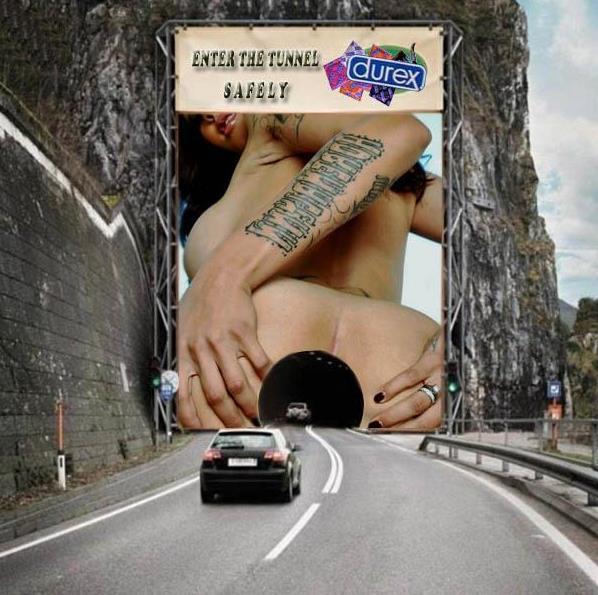 Pub Durex taille géante