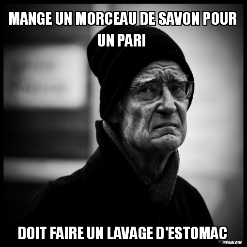 Mange un morceau de savon pour un pari 
