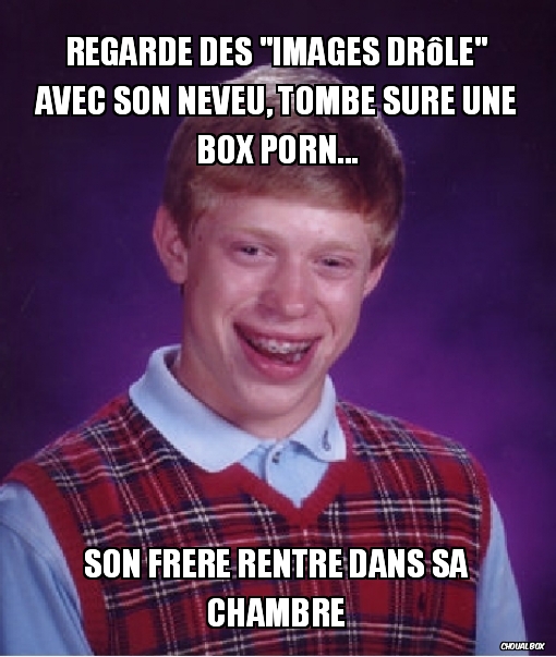 Regarde des \"images drôle\" avec son neveu...