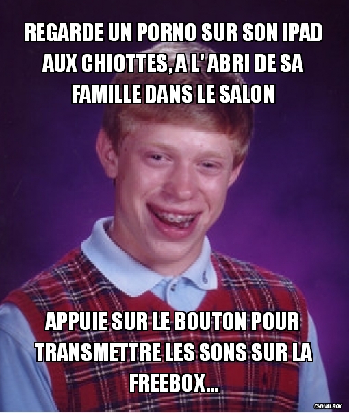 Regarde un porno sur son iPad aux chiottes