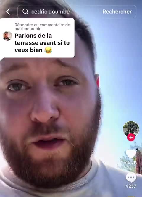 La piscine en forme de teub m'a achevée