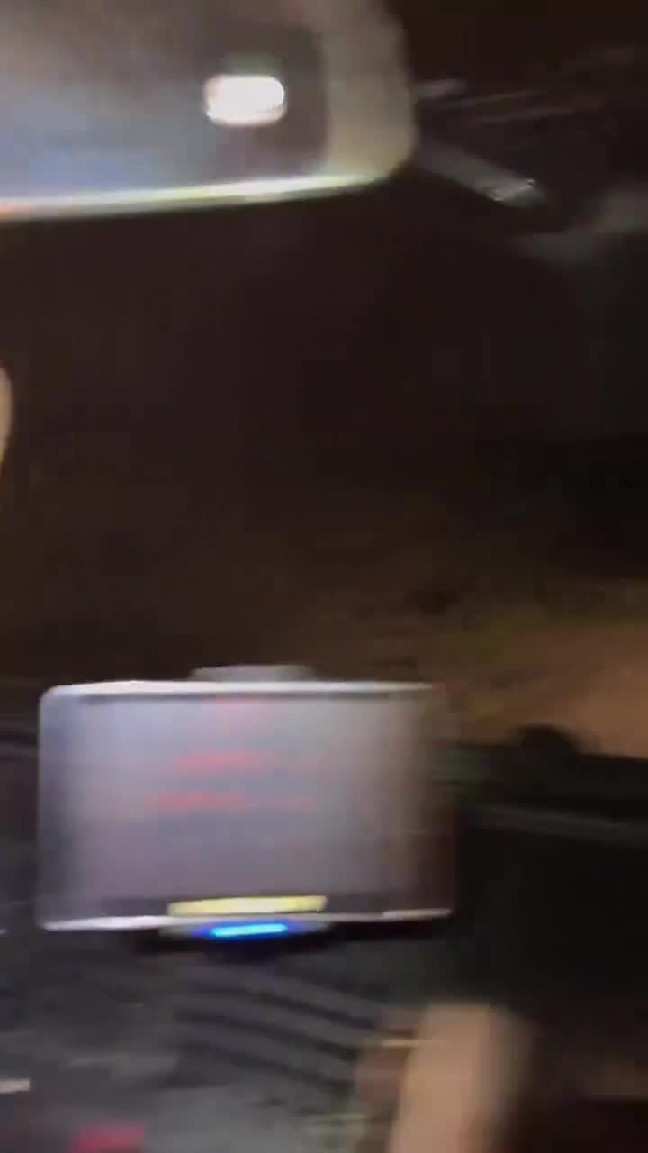 Dis que t'es australienne sans dire que t'es australienne.