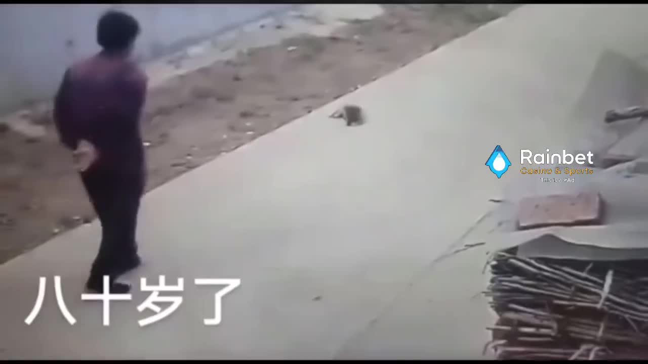 Bien fait pour ta gueule putain de vieux/vieille !