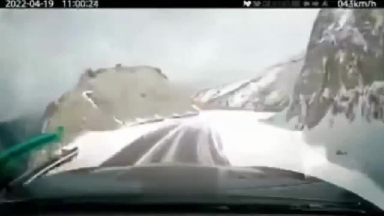 L'angoisse des routes de montagne