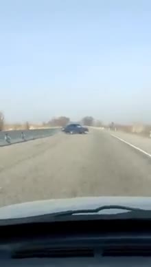 &quot;Vlad, c'est à droite la distillerie&quot;. &quot;Cyka?!&quot;.