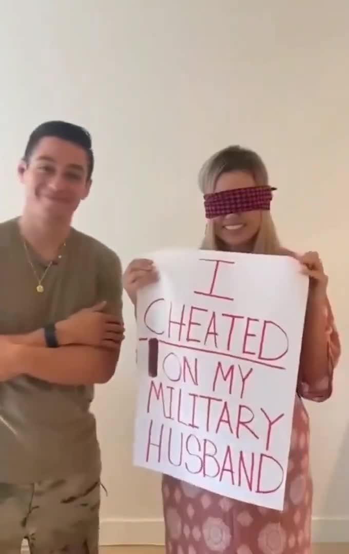 Si c'est pas du fake, malaise exposant 1000