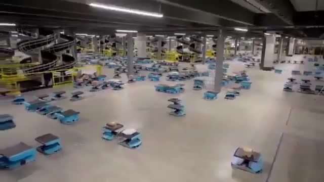 Amazon compte désormais plus de 750 000 robots déployés dans son réseau d'entrepôts