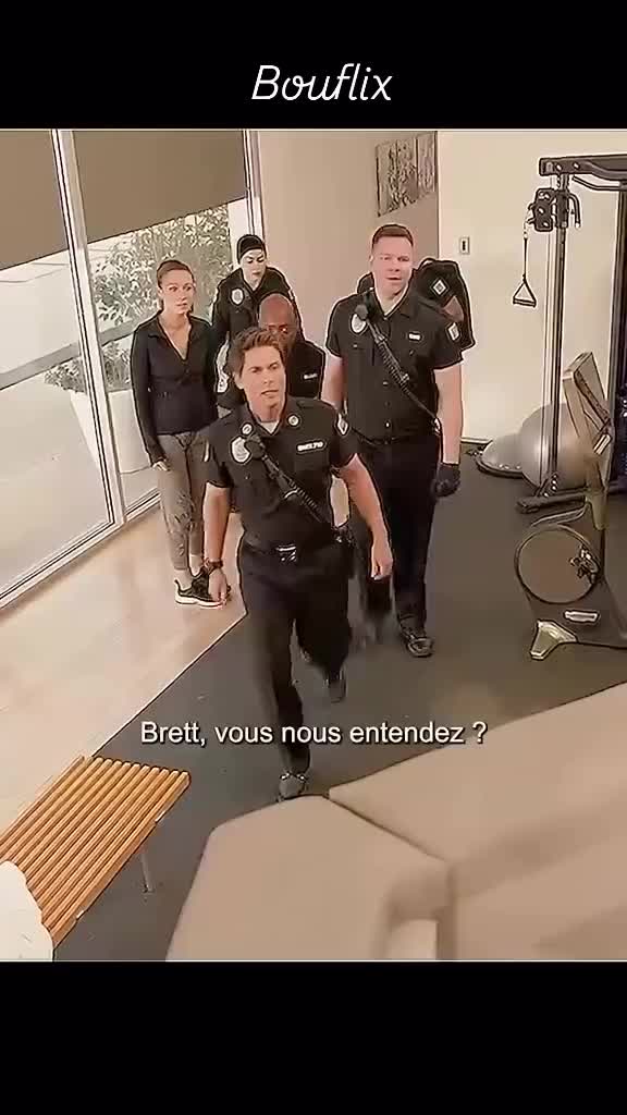 9-1-1: Lone Star - Vérifie au stethoscope au cas où.