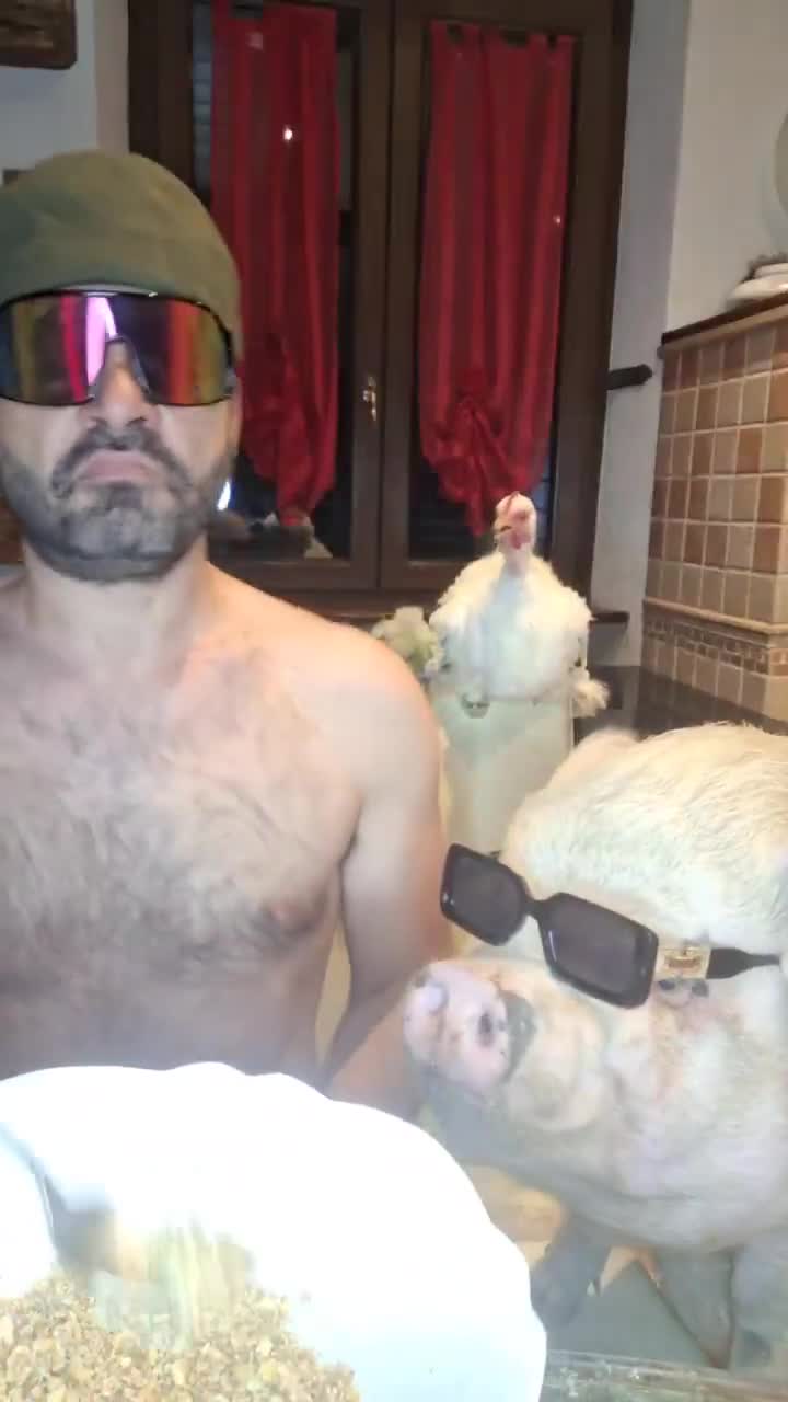 Ca pour être alive il est alive le gazier.