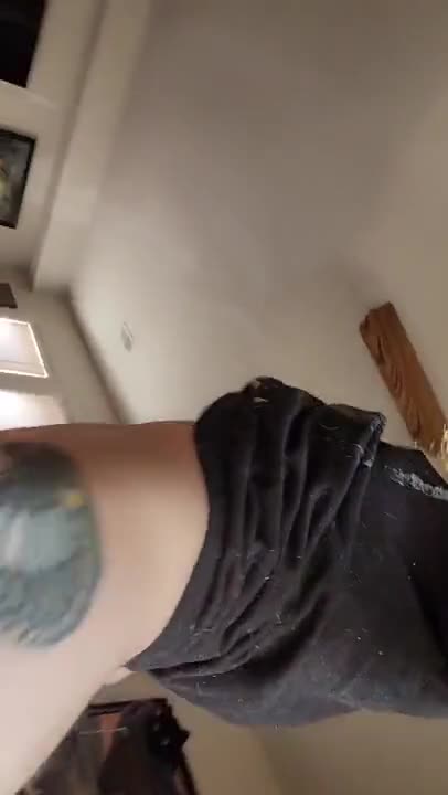 Petit clin d'œil ! Ça a fait un an déjà que je #jlbzgrv Voici deux sourires parfaits. Bisous aux Choualitos et léchouilles aux Choualitas...(je sais suis un peu à la bourre)