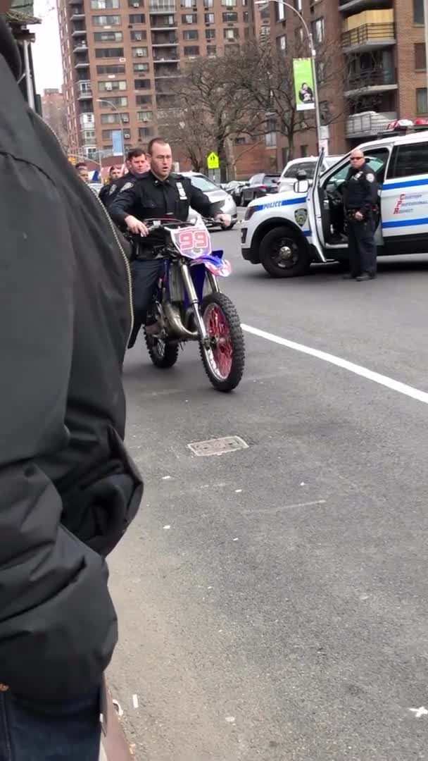 MAN DOWN !!! MAN DOWN !!!, i repeat, we have a man down !