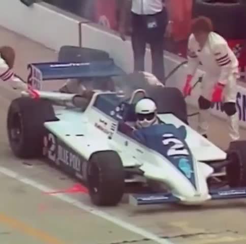 L'incendie au méthanol est invisible (500 miles d'Indianapolis, 1981)
