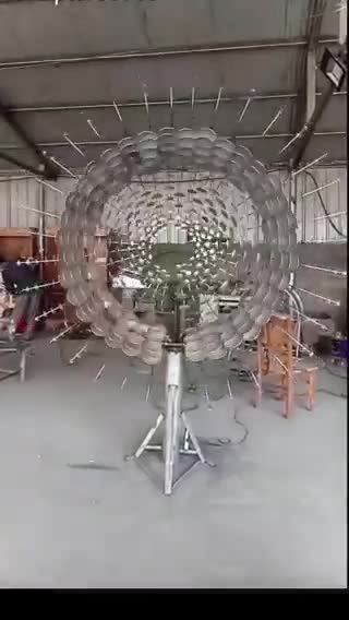 Une sculpture cinétique