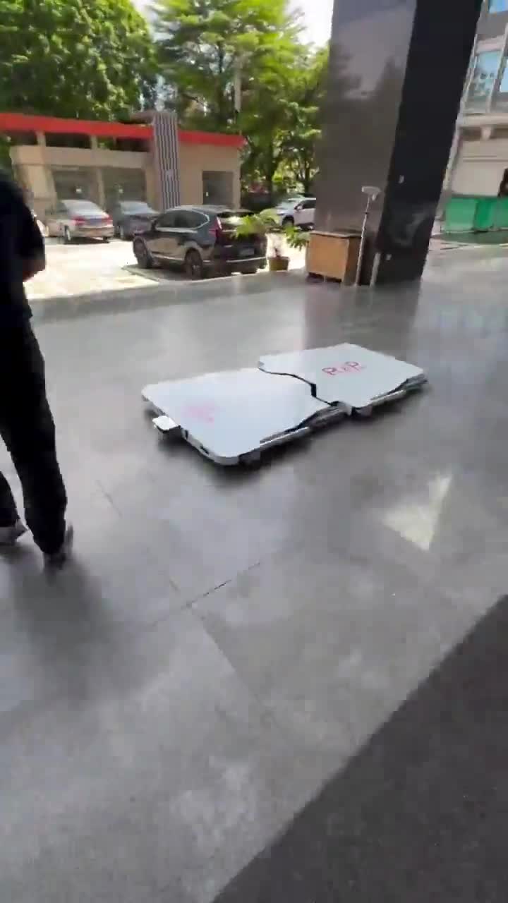 Robot voiturier entièrement autonome