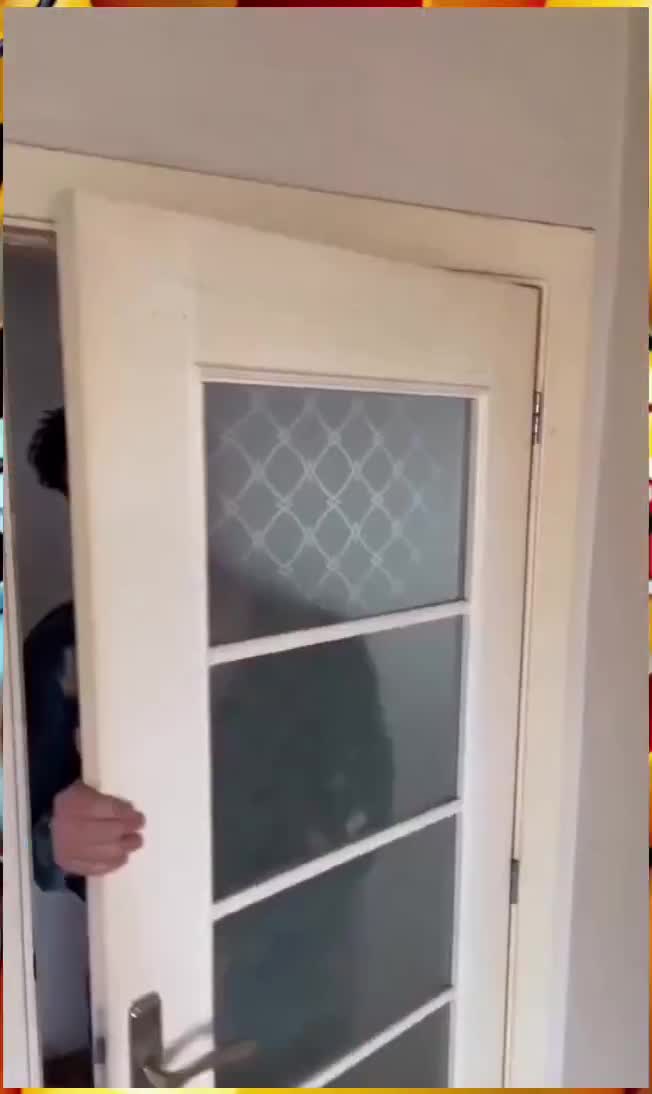 La dernière c'est trop ça les américains.