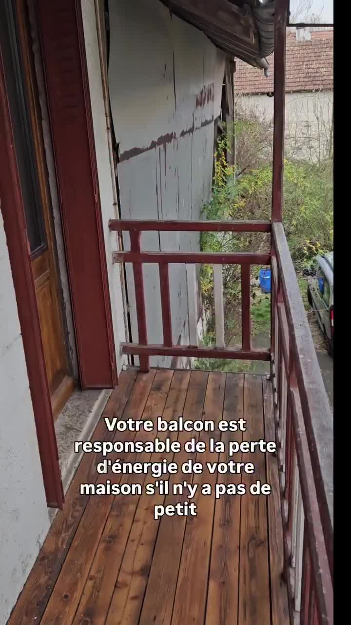 Je pense qu'on ne parle jamais assez des balcons qui ne sont pas fait vastu shastrafer et c'est un tort.