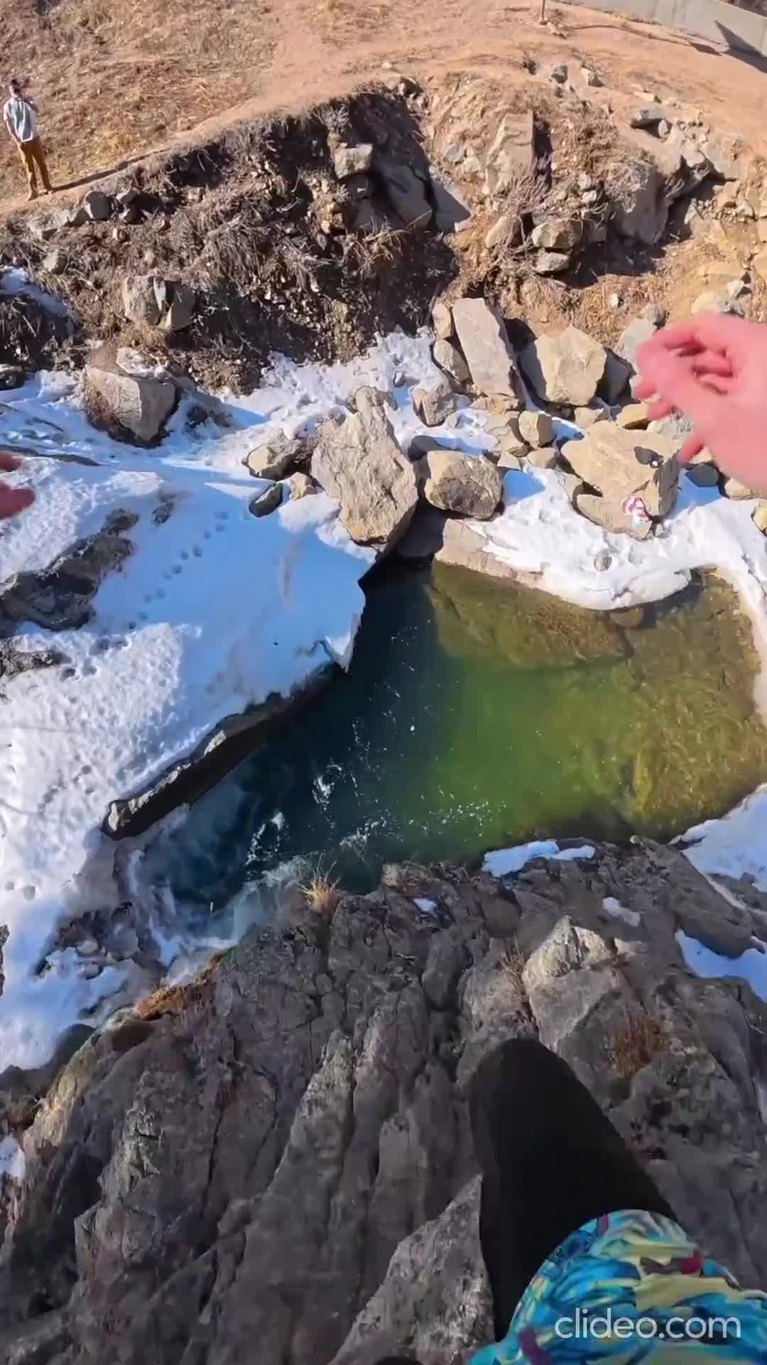 Sauts de falaises de 5 à 30 mètres