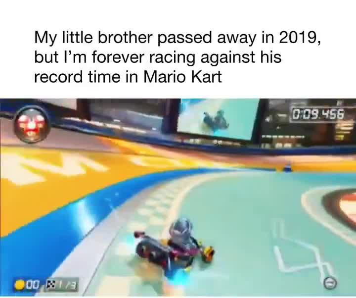 Le fantôme du petit frère.