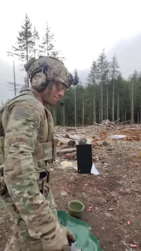 Le choual moyen au contact d'une femme