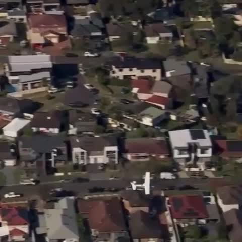 Panne d'essence en banlieue de Sydney
