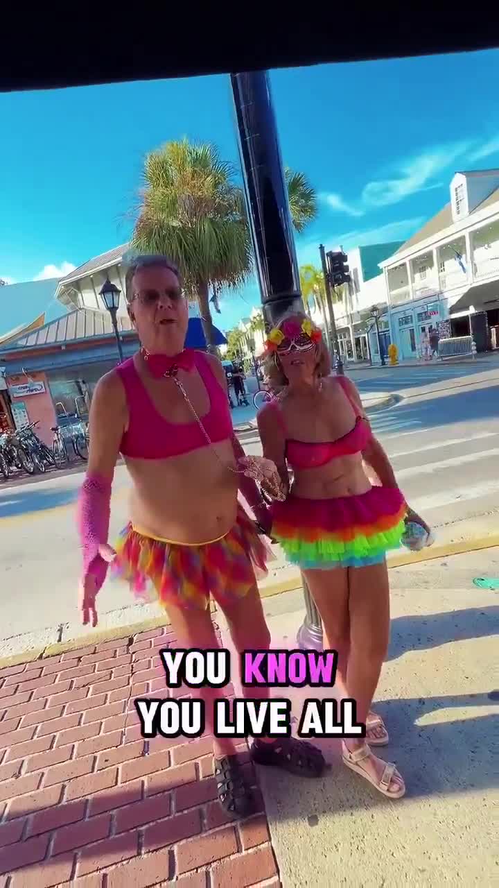 Les enfants, changement de programme pour les vacances,  papi et mamie sont mort.