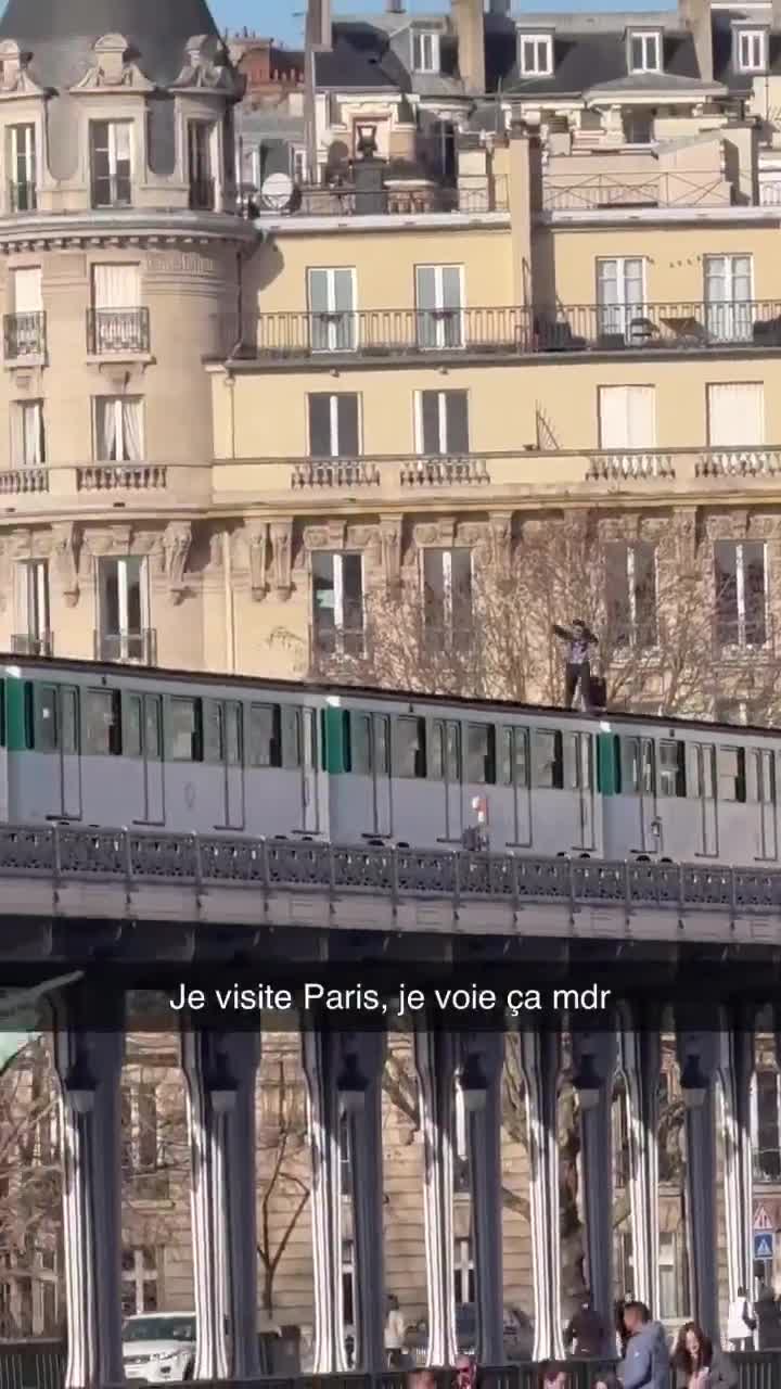 Vers l'infinie et l'au delà