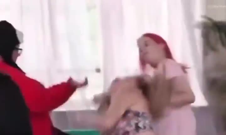 Patsanki: l'école de ladies.