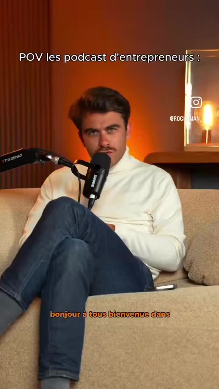 Podcast LinkedIn be like ...