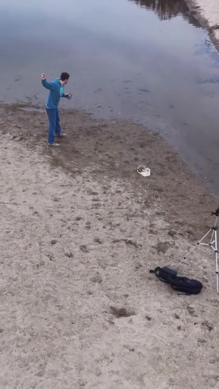 D'une rive à l'autre.