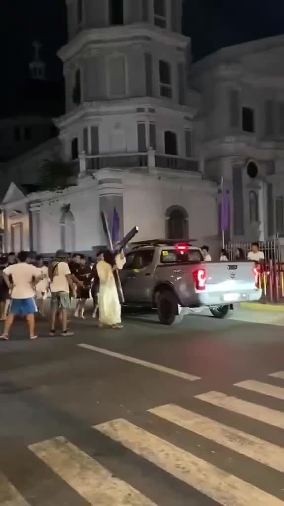 Faut pas trop le faire chier à Djiseus !