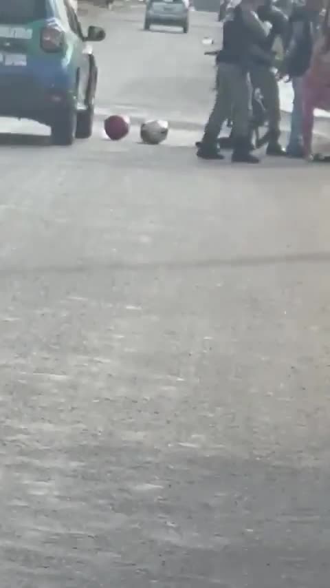 Drop the Pusstol