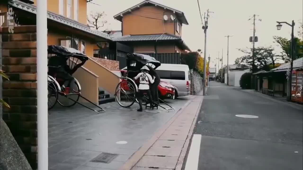 Sa motivation à la tâche force le respect