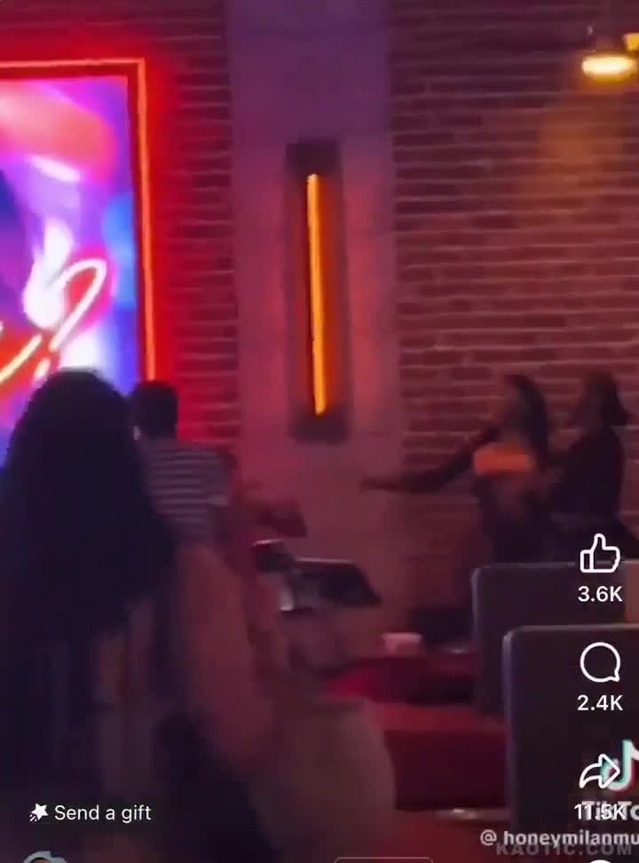 Strike !