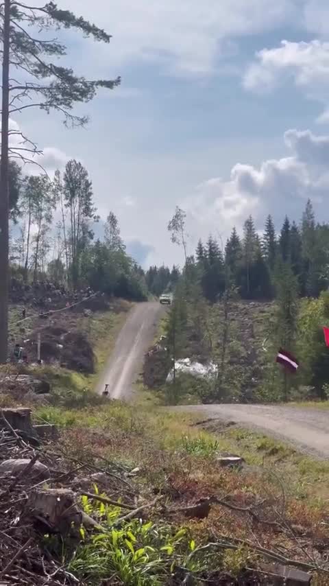 Ralentis ça sent le sapin là