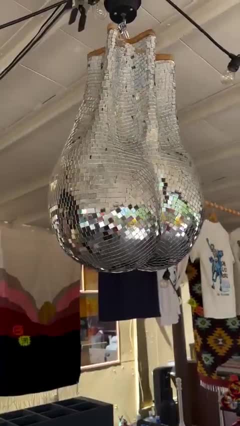 Ce soir c'est soirée discochoual ! ♫♪