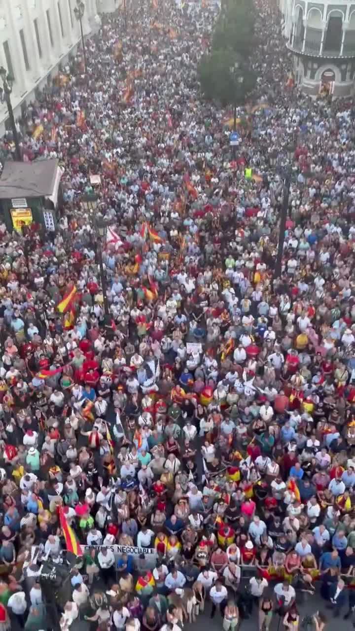 En France, on ne voit pas ce qu'il se passe en Espagne, étrange....