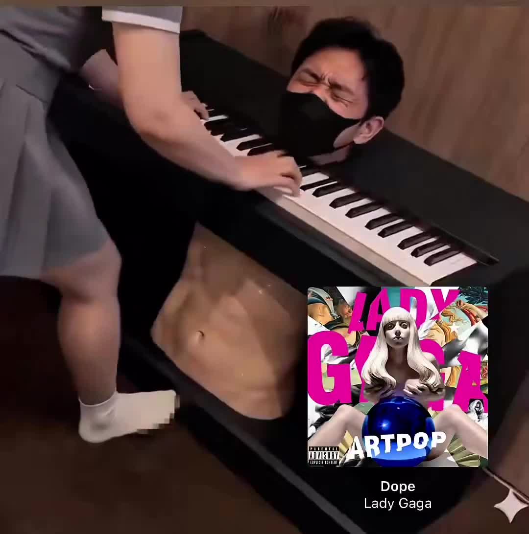 Elle jouait du piano debout...