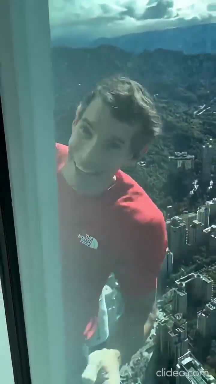 Escalade libre, Alex Honnold en solo au 89e étage