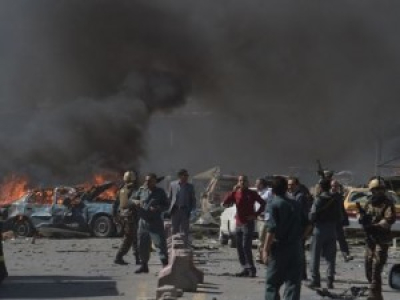 Au moins 40 morts dans une explosion proche des ambassades à Kaboul