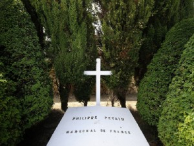 La tombe du maréchal Pétain vandalisée