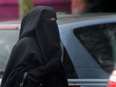 La France bientôt épinglée par l'ONU pour sa loi anti-burqa : quelles conséquences ?