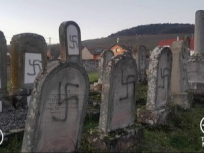 Alsace : 107 tombes juives profanées